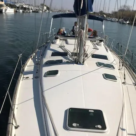 Botel Bnsail Barca A Vela Per Crociere, Veleggiate O Semplice Relax A Bordo *